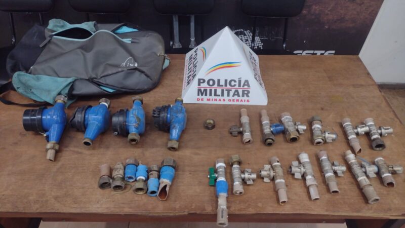 Ladrões de hidrômetros são presos em flagrante no centro de Itaúna