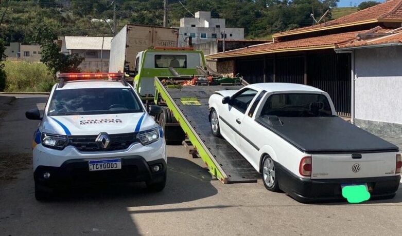 Vídeo: Polícia Militar prende motorista de veículo envolvido em confusão na Praça Celi