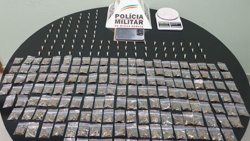 Apreendidos 86 pinos de cocaína e 161 buchas de maconha em Itatiaiuçu