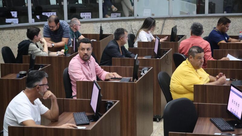 Mais festa junina, menos barulho no carnaval e na Marcha para Jesus e reclamações das serventes escolares