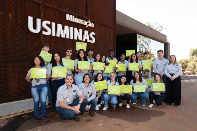 Ternium e Usiminas incentivam educação com programas de reconhecimento por desempenho acadêmico