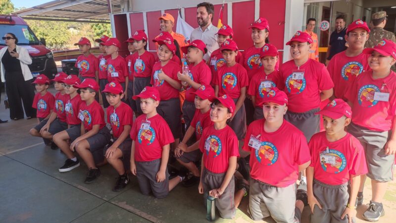 Vídeo: 2° Pelotão de Itaúna forma 26 bombeiros mirins com idades entre 9 e 11 anos