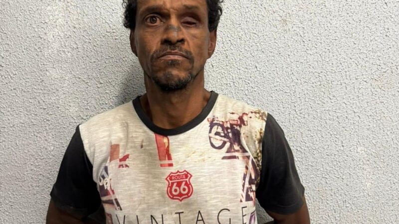 Vídeo: criança é atacada com uma faca no pescoço por homem em situação de rua em Divinópolis