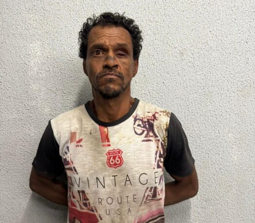 Vídeo: criança é atacada com uma faca no pescoço por homem em situação de rua em Divinópolis