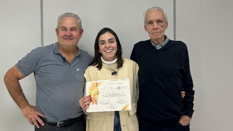 Deputada Lohanna destina mais um milhão de reais ao Hospital Manoel Gonçalves e visita obras da usina fotovoltaica
