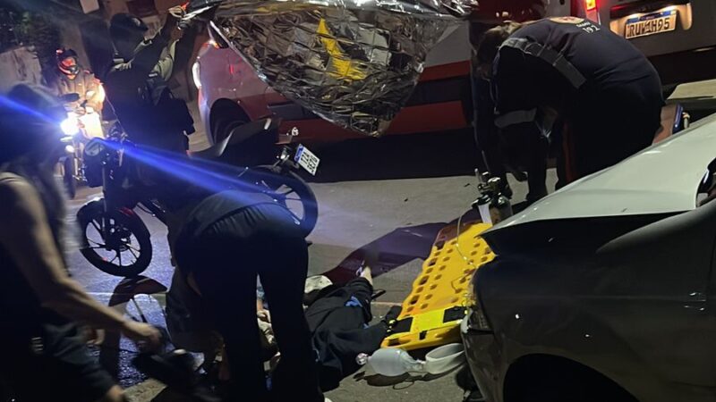 Grave acidente entre carro e moto no bairro Itaunense deixa dois jovens mortos