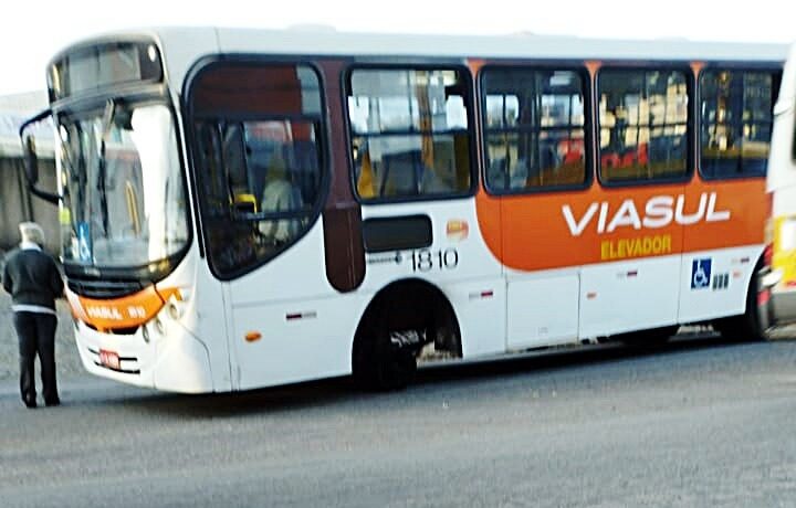 Viasul vai embora de Itaúna, mas vai levar os R$ 18 milhões de subsídio liberados por Neider