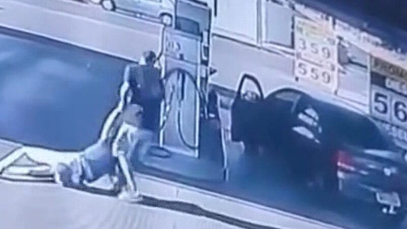 Vídeo: mulher é arrastada pelos cabelos por ex-companheiro em posto de combustível