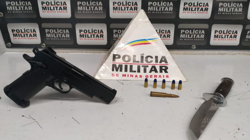 Homem é preso por agredir a ex-namorada e exigir dinheiro para parar as ameaças em Divinópolis