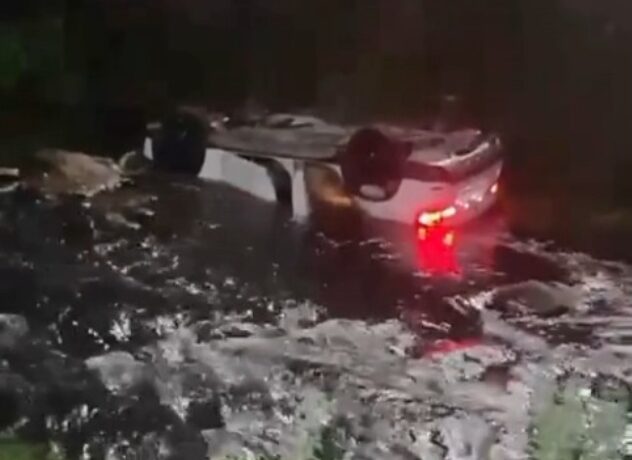 Vídeo: motorista perde controle do veículo que capota dentro do Rio São João