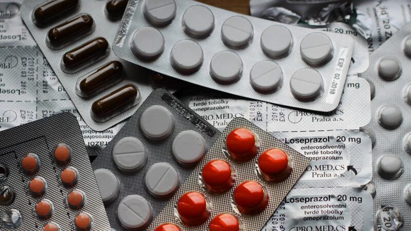 Secretaria de Saúde destina quase um milhão de reais em medicamentos para hospital e asilos