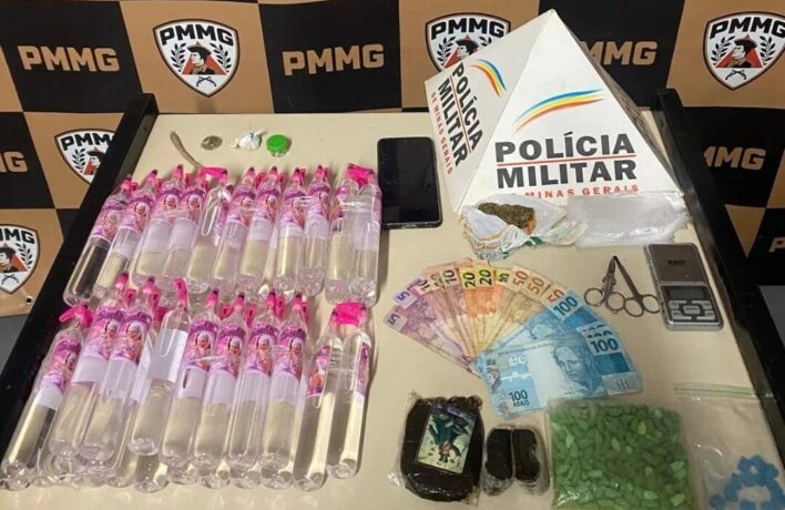 Vídeo: PM apreende grande quantidade de droga sintética no bairro Santiago