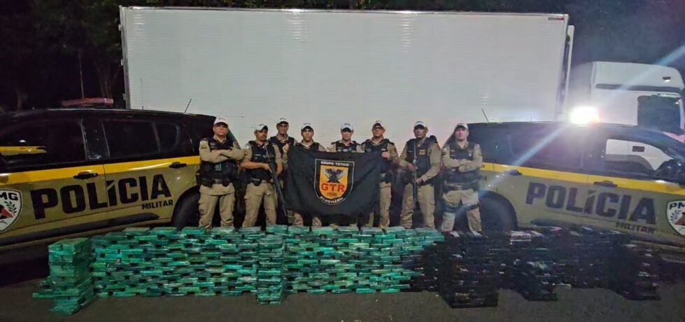 Vídeo: Polícia Rodoviária apreende R$ 100 milhões em cocaína pura em rodovia de Minas
