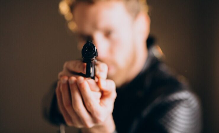 Casal é morto dentro de casa em Pará de Minas, polícia suspeita de guerra do tráfico na cidade