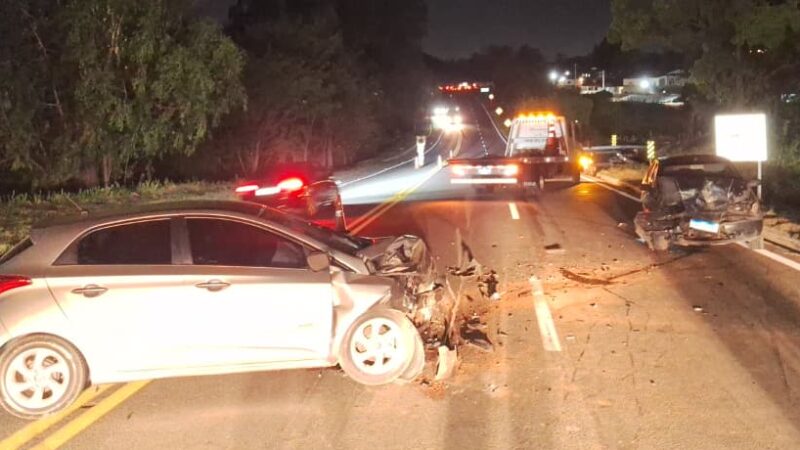 Colisão frontal na MG 050, em Itaúna, deixa uma vítima ferida com gravidade