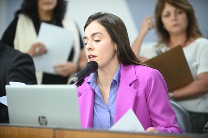 Aprovado em 1° turno projeto de continuidade de professores especializados para aluno com deficiência