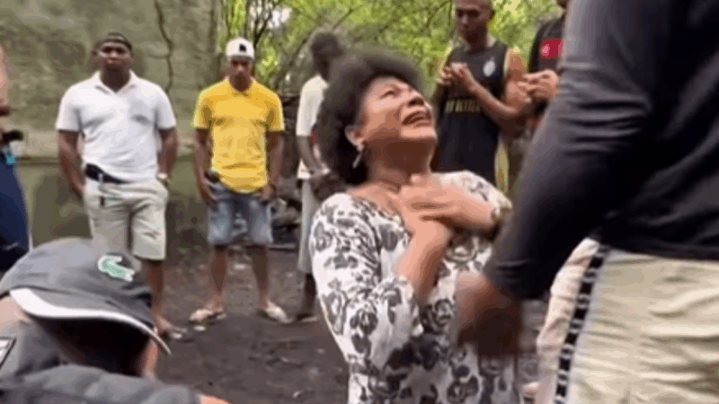 Vídeo: mais um apelo emocionante de uma mãe que implora que filho abandone a vida do tráfico