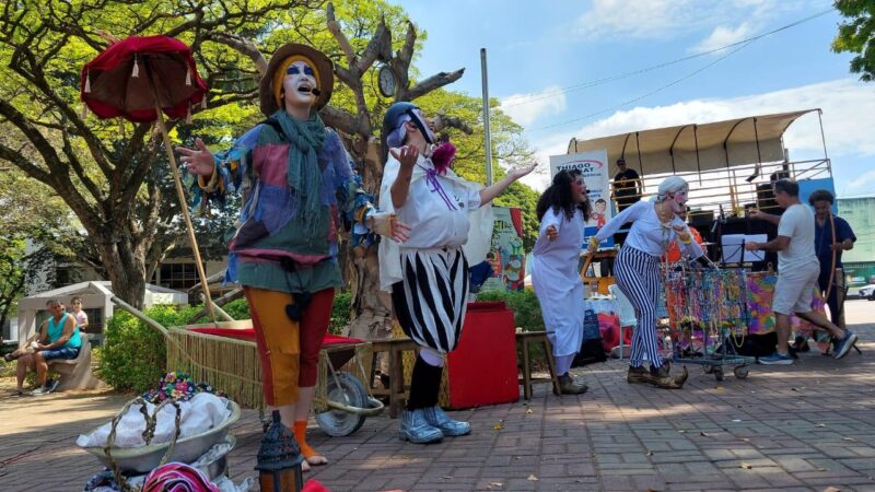 Festival Nacional de Teatro de Itaúna reúne mais de cinco mil pessoas em mais uma temporada de sucesso