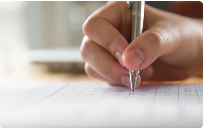 Tribunal de Contas de MG abre inscrições para concurso com salários de até R$ 12,5 mil