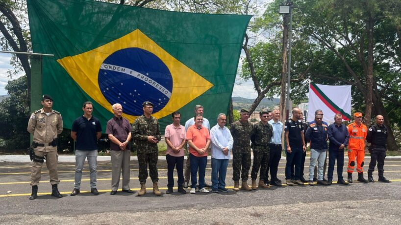 Prefeito Mitre acompanha visita oficial do Exército Brasileiro ao Tiro de Guerra