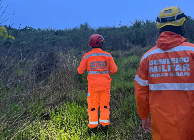 Vídeo: bombeiros localizam idosa desaparecida na zona rural em Oliveira