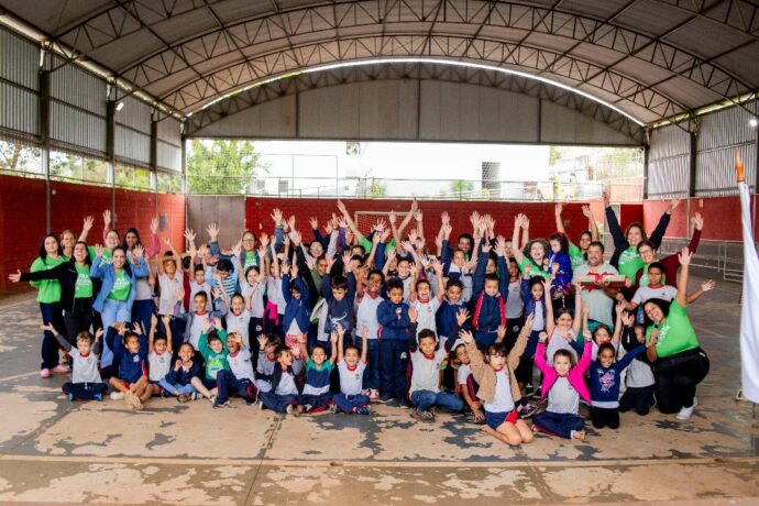 Escola Parceira 2025 em Itatiaiuçu encerra com premiação de estudantes