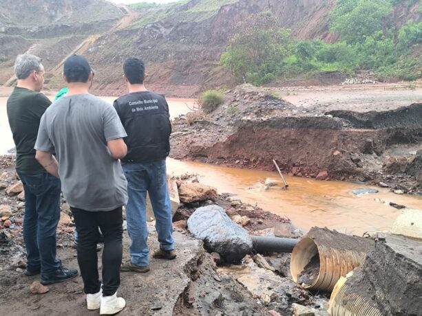 Vídeo: sete anos depois de Brumadinho, estrutura da Vale em Congonhas se rompe