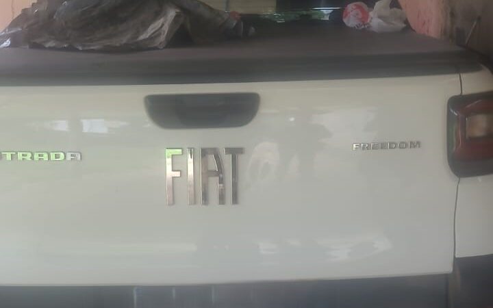 Caminhonete furtada em Itaúna é recuperada em Divinópolis quando ia ser desmanchada