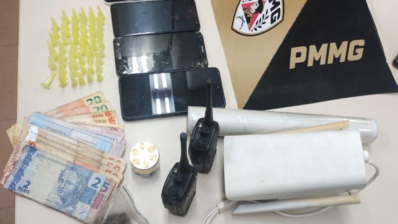 Homem furta celular para pagar dívida de drogas e acaba fazendo traficante ir preso