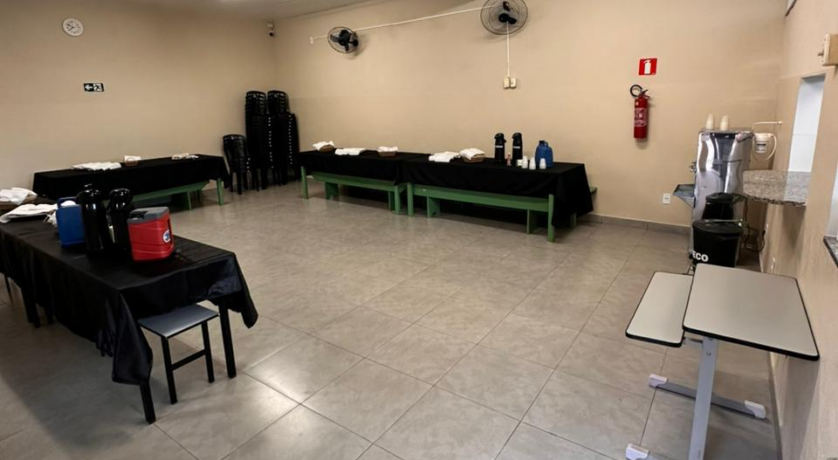 Escola municipal do Brejo Alegre ganha refeitório e reformas