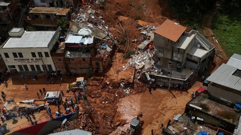 CAC, em Itaúna, recebe doações para as vítimas das chuvas na Zona da Mata