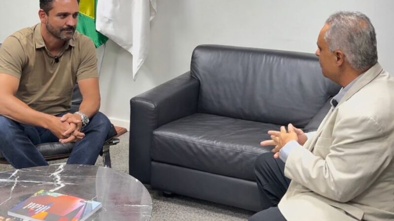 Gustavo Mitre leva demandas de obras para Itaúna ao Estado