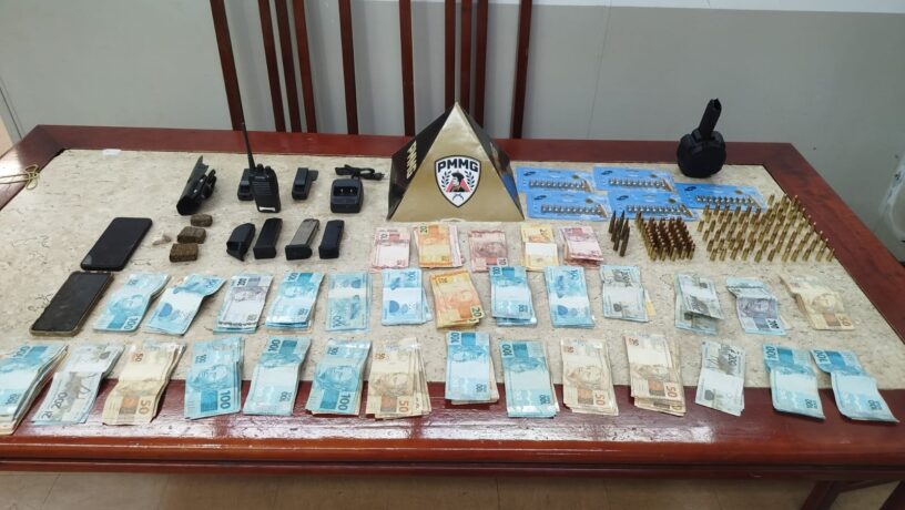 Denúncia resulta em apreensão de drogas, munições e carregadores no bairro Santa Edwiges 2