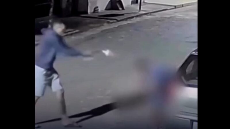 Vídeo: homem é morto por adolescente com 16 disparos de arma de fogo em Luz