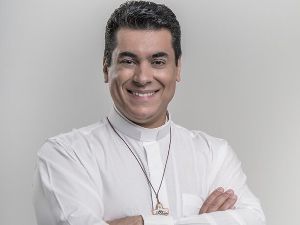 MP de Alagoas questiona contratação de palestras do padre Chrystian Shankar por R$ 450 mil