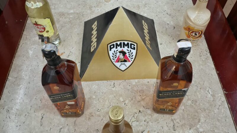 Operação de fiscalização prende dois por venda  de bebidas irregulares no bairro Nogueira Machado