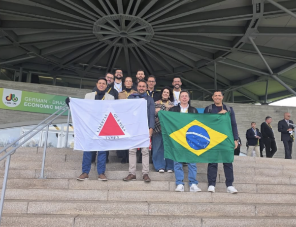 Vídeo: empresários de Itaúna participam da Missão Hannover Messe 2026 na Alemanha