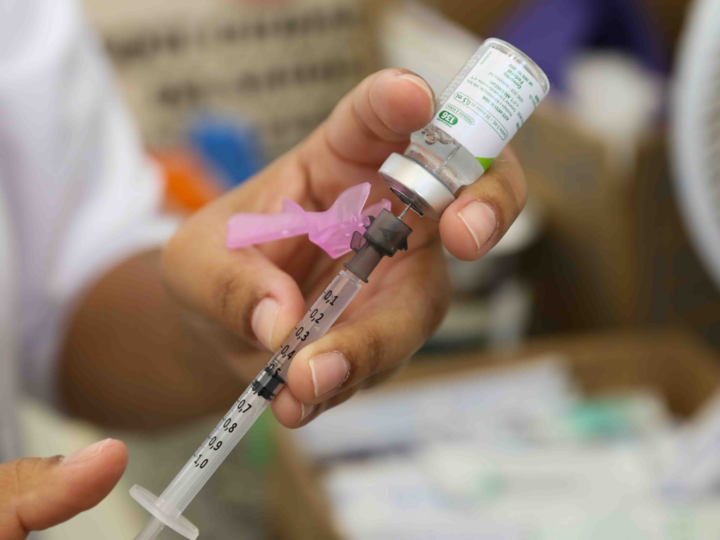 Vacinação contra a gripe será para toda a população a partir do mês de maio