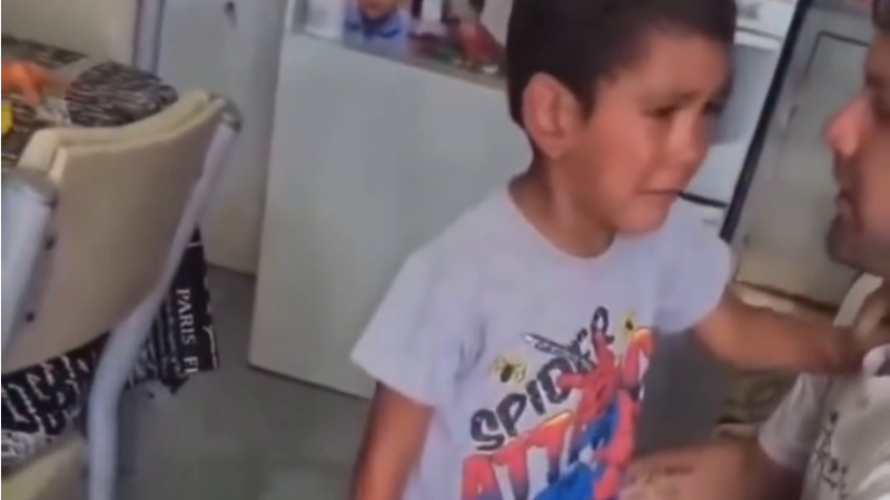 Vídeo: Justiça obriga criança de 4 anos a ficar com a mãe. Dias depois ela foi morta pela mulher