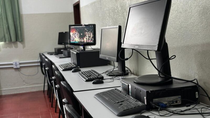 Prefeitura de Itaúna inaugura Sala de Informática Carlo Acutis e amplia acesso à tecnologia na rede municipal