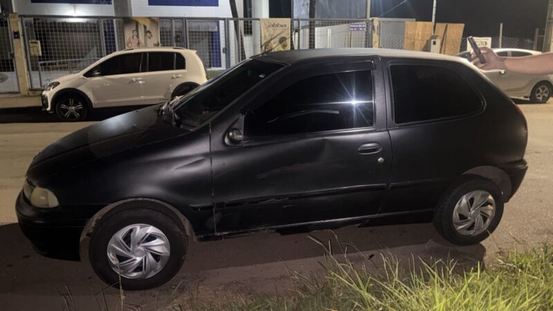Ultrapassagem em local proibido acaba em colisão entre motocicleta e carro na MG 431