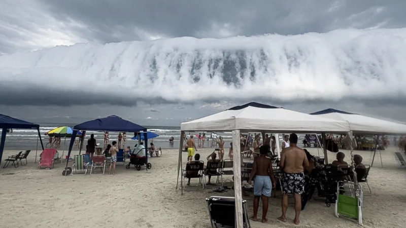 Vídeo: nuvem assustadora, como um tsunami, assusta moradores do interior de São Paulo