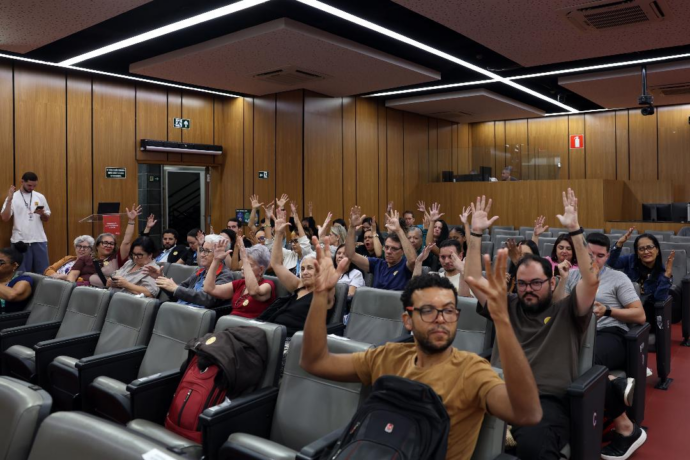 Audiência na ALMG debate acessibilidade e cobra providências de órgãos públicos no atendimento à comunidade surda
