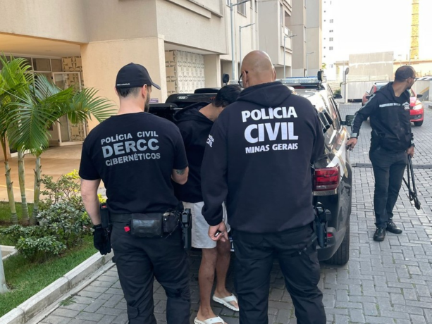 Grupo que criava campanhas falsas em nome de criança com doença rara é preso no RS
