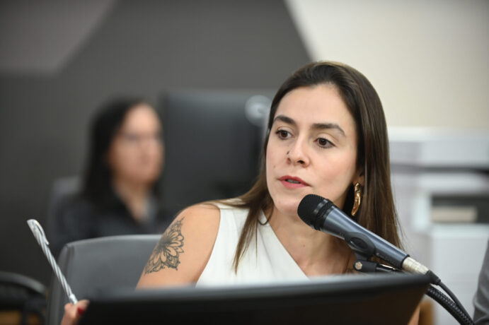 Deputada Lohanna promove audiência sobre direitos da comunidade surda