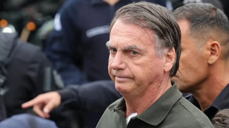Termina hoje prazo de prisão domiciliar de  Bolsonaro; defesa pede a Moraes prorrogação
