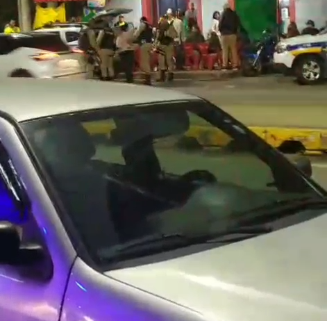 Vídeo: criança de seis anos pede ajudar em bar por causa de agressões da mãe