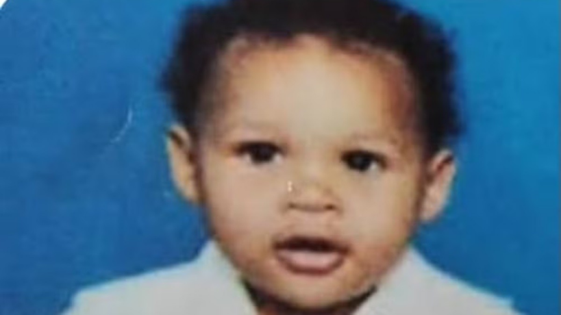 Depois de 30 anos, Brasil reconhece que bebê de dois anos não atirou contra policiais, antes de ser morto