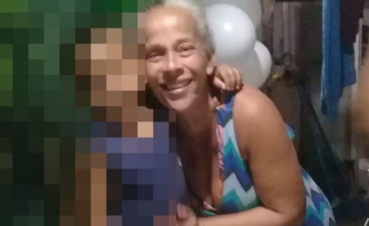 Bebê é encontrada mamando na mãe vítima de feminicídio em Minas
