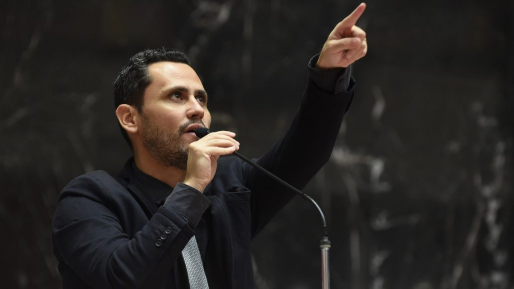 Cleitinho Azevedo não será candidato ao governo de Minas, decide partido